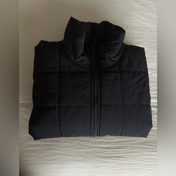 Free People Pippa Packable Puffer Amazon look alike! - Picture 4 of 4